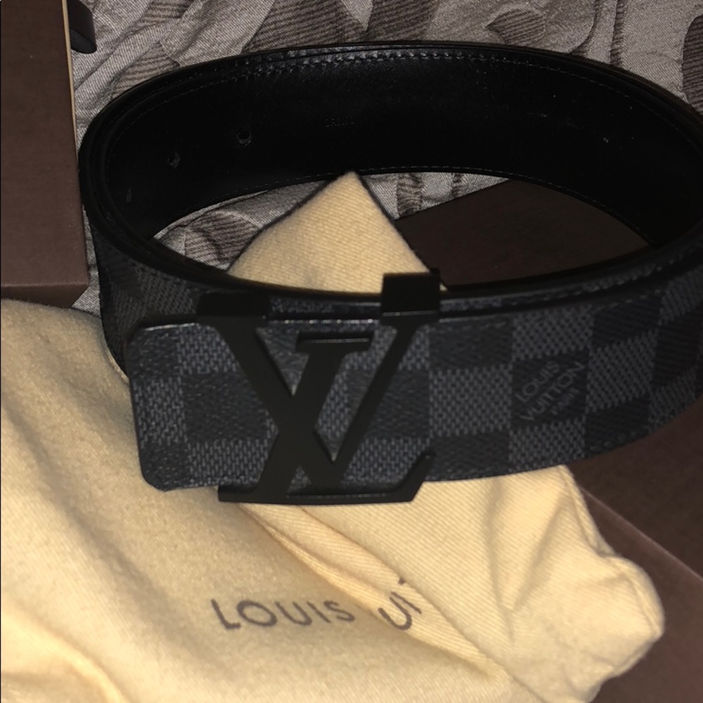 Louis Vuitton Mens Black Belt - Picture 2 of 5